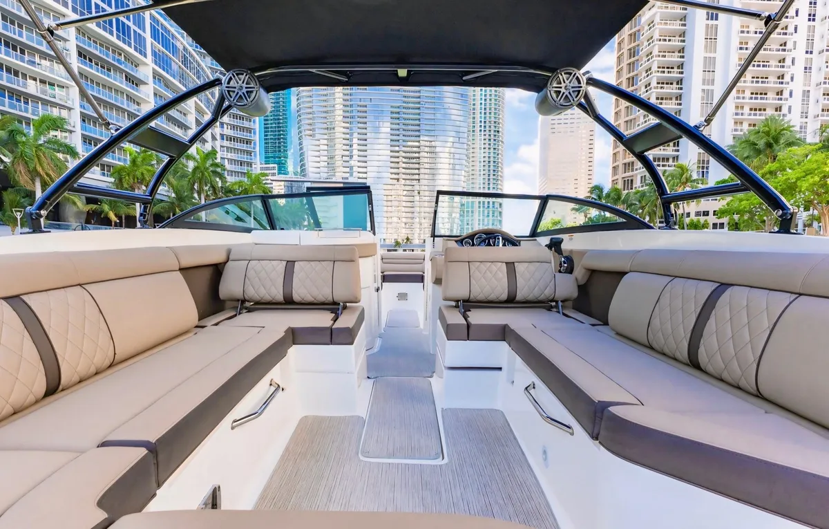 Celebrity Homes Boat Tour Miami — Star Island Cruises